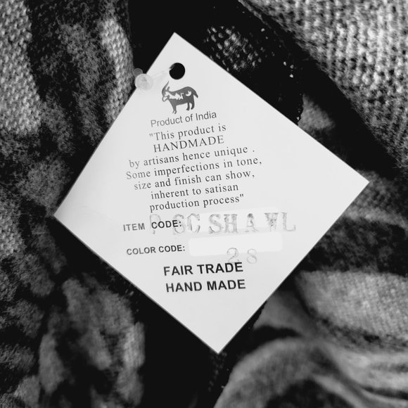 Rapti Fashion Reversible 100% Cashmere Buckle Shawl. Animal Print.Handmade. RF19 - Picture 8 of 9